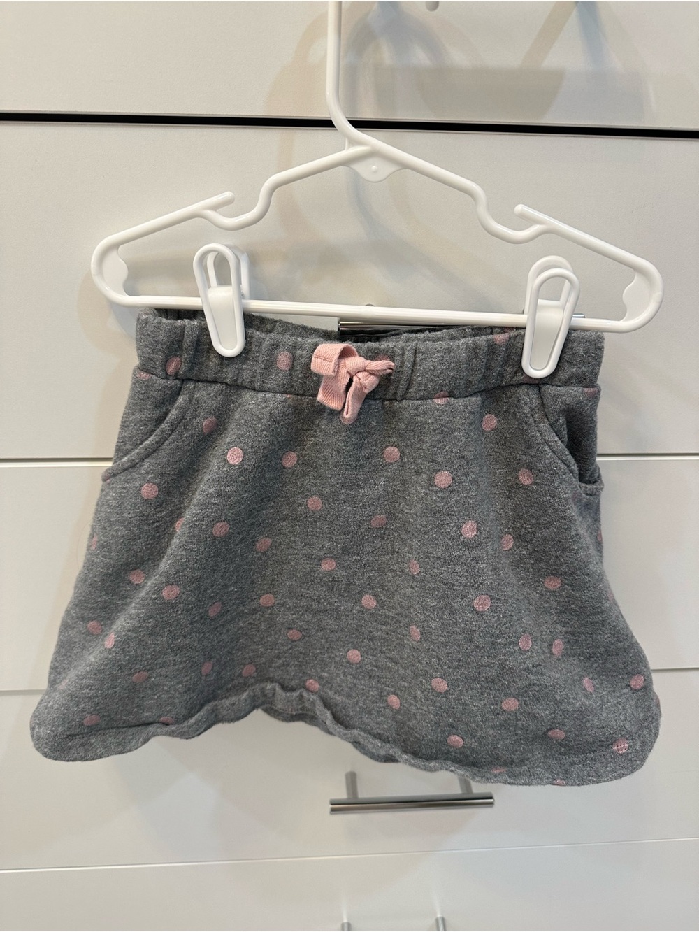 Girls' Grey Knit Skirt with Pink Polka Dots Size 5-6